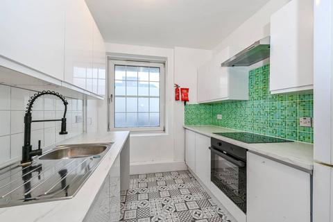 Peckwater Street, Kentish Town... 3 bed flat for sale