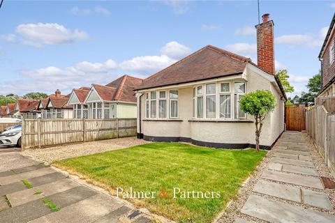 Seventh Avenue, Essex CM1 2 bed bungalow for sale