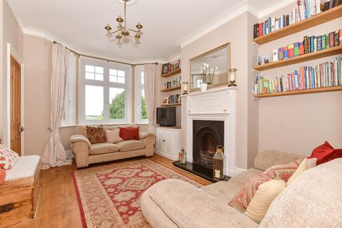 Adisham Road, Adisham, Canterbury, Kent 3 bed terraced house for sale