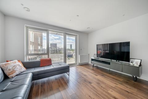 Cofferdam Way, London, Se8 3 bed apartment for sale