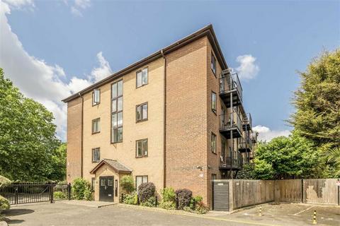 Pages Walk, London SE1 1 bed flat for sale