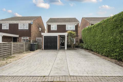 Thatcham,  Berkshire,  RG19 4 bed detached house for sale