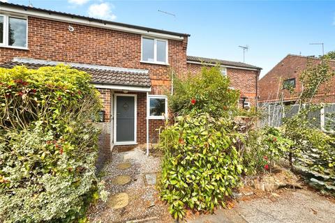 Isis Way, Sandhurst, Berkshire 2 bed terraced house for sale