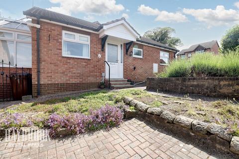 Broomwood Close, Sheffield 2 bed detached bungalow for sale