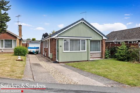Roman Way, Alcester, B49 2 bed detached bungalow for sale