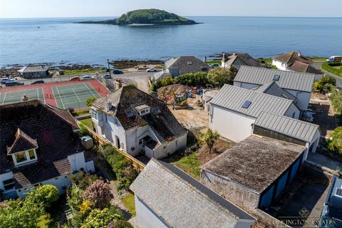 The Crescent, Cornwall PL13 3 bed property with land for sale