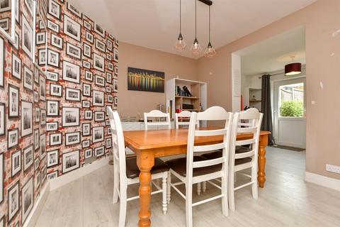 Selborne Road, Margate CT9 3 bed semi