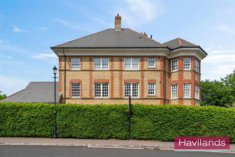 1 Donovan Place, London 2 bed flat for sale