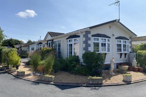 2 bedroom park home for sale