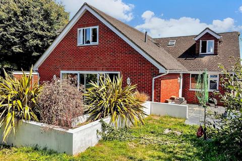 Penfold Way, Steyning, West Sussex 6 bed detached bungalow for sale