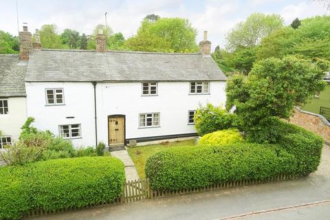Main Street, Kibworth Harcourt 3 bed cottage for sale