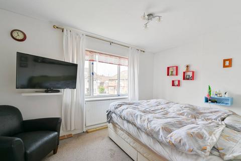 Dalton Avenue, Colliers Wood... 2 bed terraced house for sale