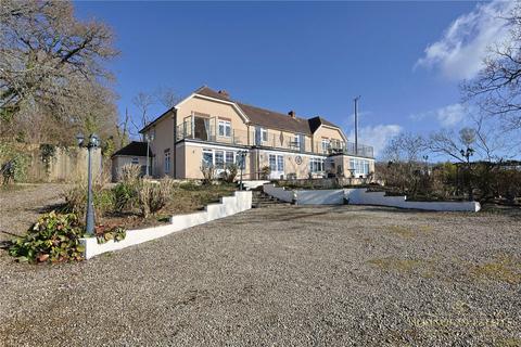 Underhill, Salisbury SP3 6 bed detached house for sale