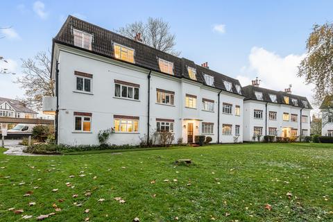 Dainton Close, Bromley 3 bed apartment for sale