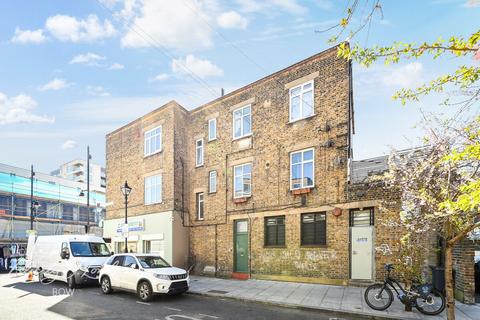 Libra Road, Bow, E3 2 bed flat for sale