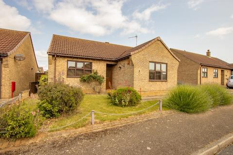 Harrys Way, Hunstanton 2 bed detached bungalow for sale