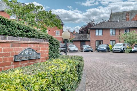 St. Georges Lane North, Homenash... 1 bed ground floor flat for sale