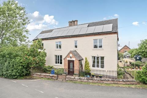 Wollerton, Market Drayton. 4 bed detached house for sale