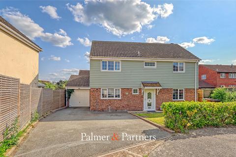 Dunmore Road, Chelmsford CM2 4 bed detached house for sale