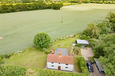 Stradbroke Road, Eye IP21 3 bed cottage for sale