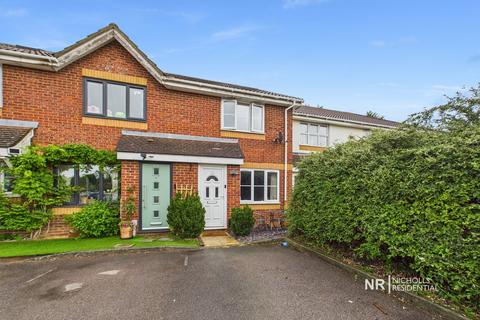 West Ewell KT19 2 bed terraced house for sale