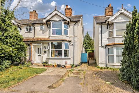 Lambourn,  Berkshire,  RG17 3 bed semi