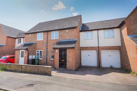 Tann Road, Wellingborough NN9 3 bed terraced house for sale