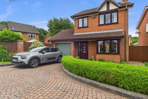 County Drive, Tamworth B78 3 bed detached house for sale
