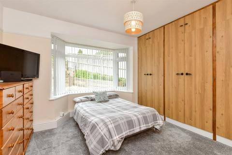 Highlands Avenue, Ridgewood... 2 bed bungalow for sale