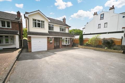 Henwood Road, Wolverhampton WV6 5 bed detached house for sale