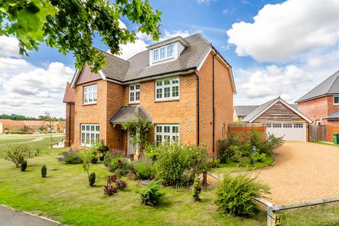 Magpie Meadows, Luton LU1 5 bed detached house for sale
