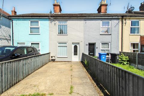 Lowestoft NR33 3 bed terraced house for sale
