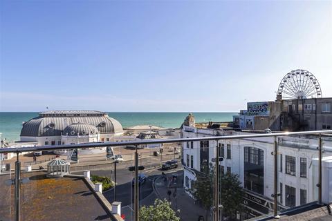 South Street, Worthing 2 bed flat for sale