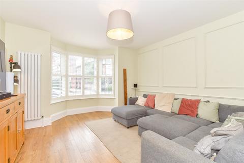 Orchard Road, Havant PO9 4 bed detached house for sale