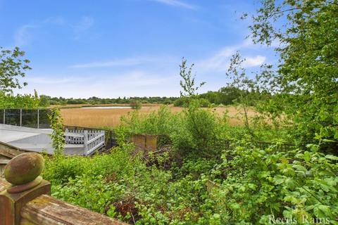 Willow Sage Court, Durham TS18 3 bed terraced house for sale