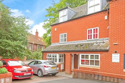 The Cloisters, Lincolnshire LN2 4 bed terraced house for sale