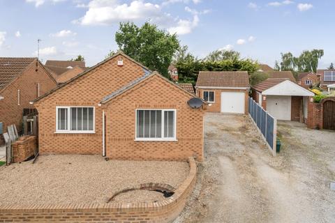 Betula Grove, Lincoln, Lincolnshire, LN6 2 bed detached bungalow for sale