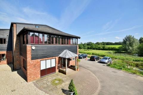 Junction Road, Bodiam 2 bed apartment for sale
