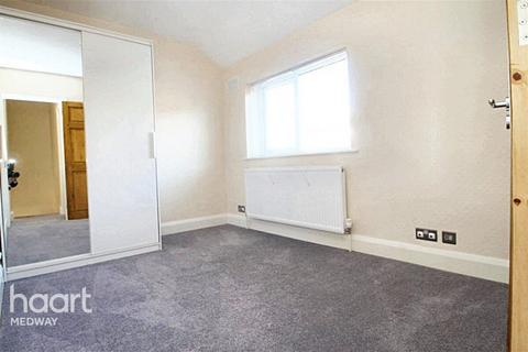 Carton Close, Rochester 3 bed terraced house for sale