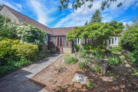 The Croft, Arches Lane, Malmesbury 2 bed detached bungalow for sale