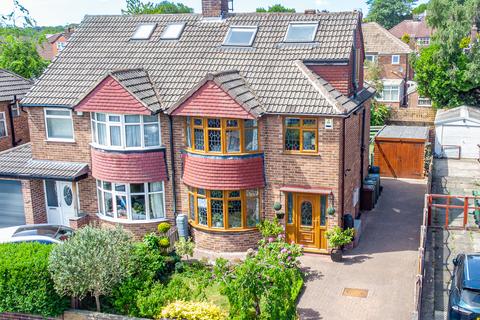 4 bedroom semi-detached house for sale