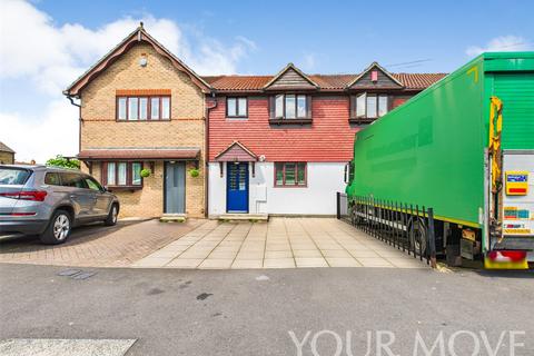 B Como Street, Romford RM7 3 bed terraced house for sale