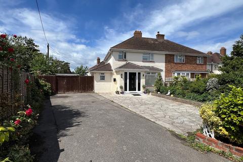 Lower Ashley Road, New Milton... 4 bed semi