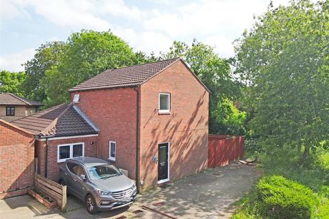 Holliday Close, Crownhill, Milton Keynes 4 bed detached house for sale