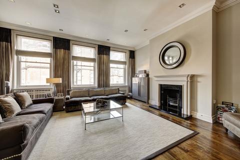 Egerton Gardens, London, SW3 4 bed apartment for sale