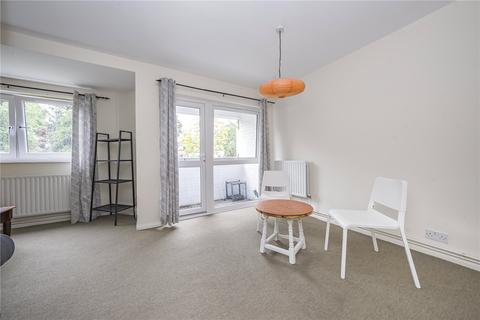 Nursery Close, London, SW15 2 bed apartment for sale
