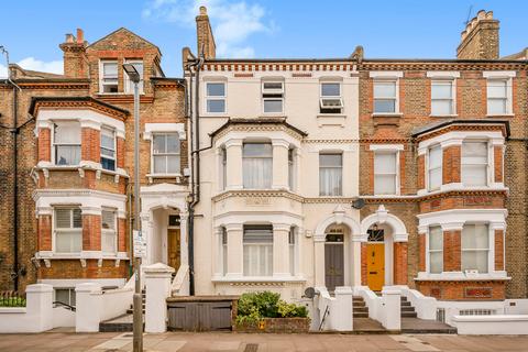 Schubert Road, London 1 bed flat for sale