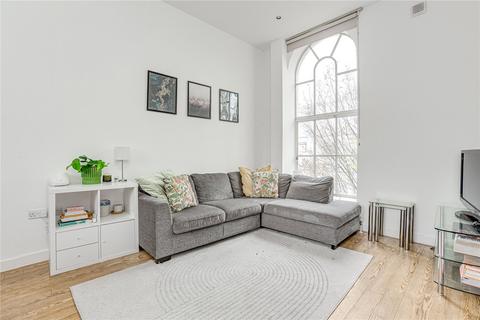 Crowther Close, London 2 bed flat for sale