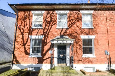 Bath Road, Old Town, Swindon... 1 bed apartment for sale