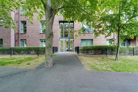 Fulmar House, Uxbridge UB10 1 bed flat for sale